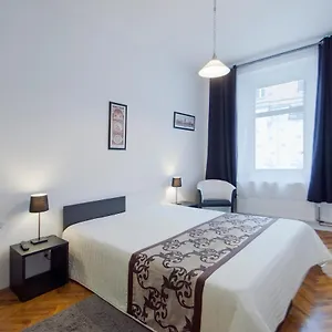  Apartamento Modern Skolska 20